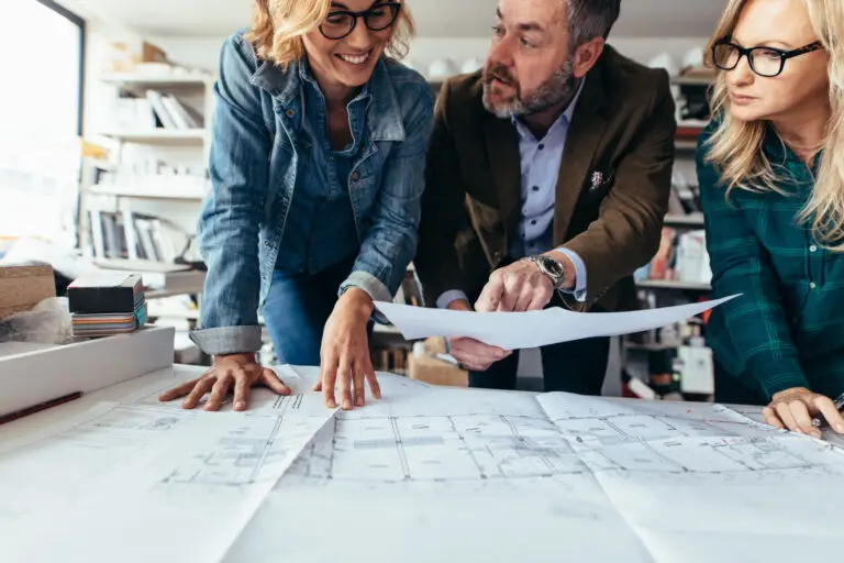 How to Master Real Estate Risk Management for Seamless Construction - Ahmad Khalaf